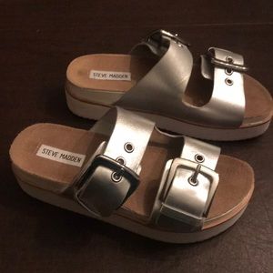 Silver Steve Madden platform shoes. Women size 7